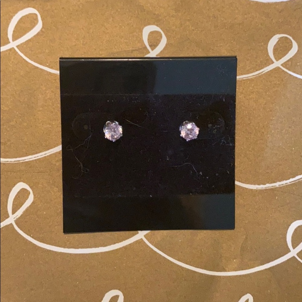 Pink stud earrings never worn